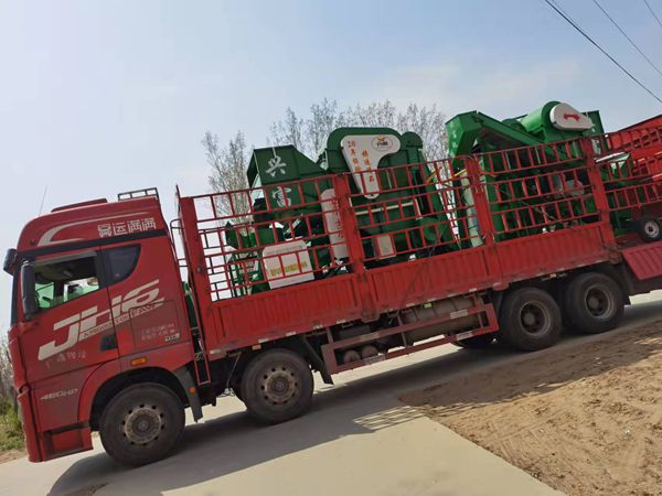 發(fā)貨現(xiàn)場(chǎng) 發(fā)貨現(xiàn)場(chǎng)